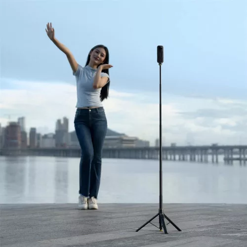 Insta360 2-in-1 Selfie Stick + Throwpod Remote Kit