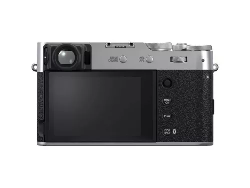 Fujifilm X100VI (ezüst) + ajándék kijelzővédő üvegfólia 