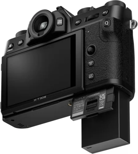 Fujifilm X-T30 III kit (XC 13-33mm f/3.5-5.6) (fekete)