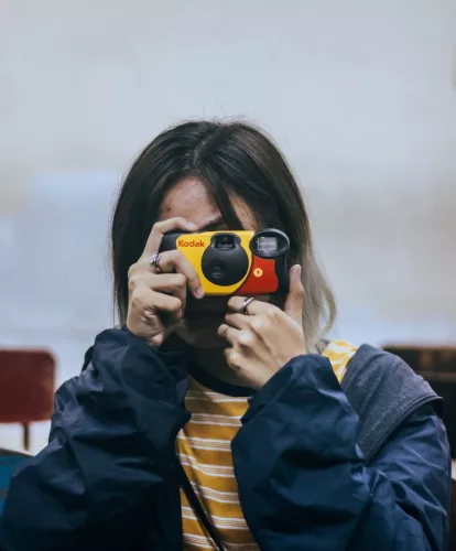 Kodak Funsaver 27+12 képkockás vakus egyszer használatos fényképezőgép