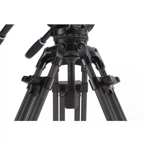 Sirui BCT-3202 10x carbon broadcast tripod 100mm-es szintező kehellyel 