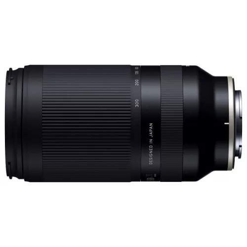 Tamron 70-300mm f/4.5-6.3 Di lll RXD objektív (Sony E) (A047SF)