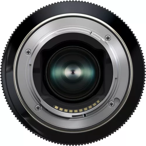 Tamron 50-300mm f/4.5-6.3 Di III VC VXD objektív (Sony E)