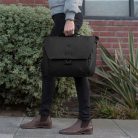 PEAK DESIGN Everyday Messenger 13L v2 - Fekete