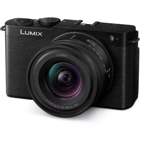 Panasonic Lumix S DC-S9 kit (18-40mm f/4.5-6.3) Jet Black (koromfekete)