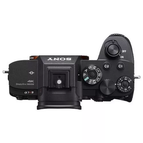 Sony Alpha 7R IV fényképezőgép 35 mm-es Full Frame képérzékelővel (ILCE7RM4AB.CEC) 