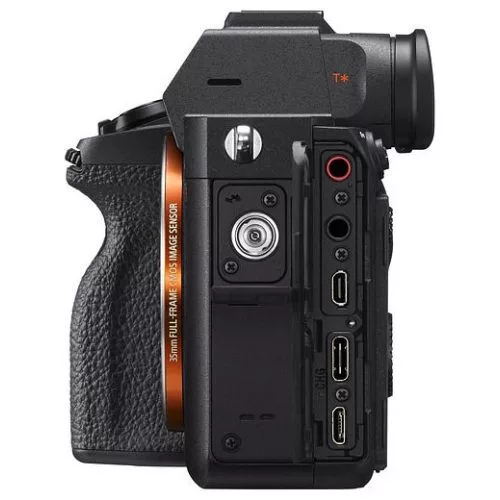 Sony Alpha 7R IV fényképezőgép 35 mm-es Full Frame képérzékelővel (ILCE7RM4AB.CEC) 