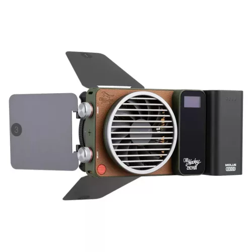 Zhiyun Molus LED X100RGB Cob Light Pro 
