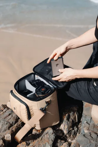 PolarPro RoadRunner 12L Oldaltáska Sivatag