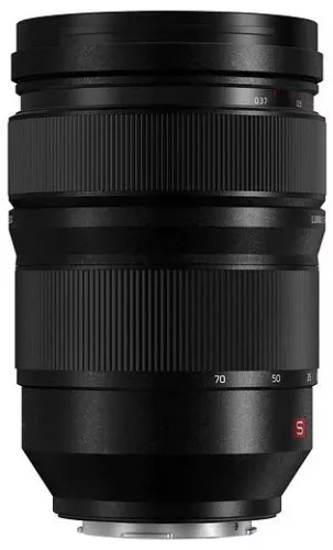 Panasonic Lumix S Pro 24-70mm f/2.8