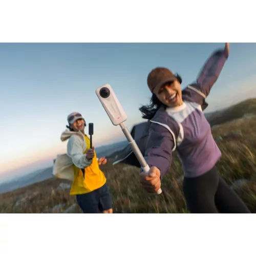 Insta360 X4 Air Starter Bundle / Arctic White