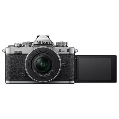 Nikon Z fc kit (Z DX 16-50mm f/3.5-6.3 VR, Z DX 50-250mm f/4.5-6.3 VR)