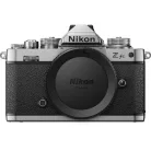 Nikon Z fc kit (Z DX 18-140mm f/3.5-6.3 VR)