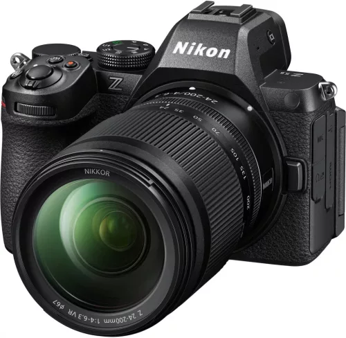 Nikon Z5 II kit (Z 24-200mm f/4-6.3 VR) 